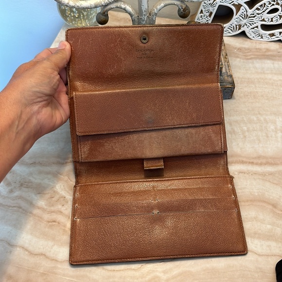 Louis Vuitton Monogram Long Snap Wallet - Picture 6 of 12